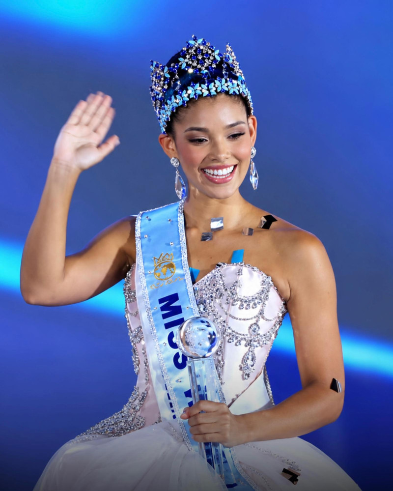 Joheirry Mola gana segunda corona de Miss Mundo para R.D